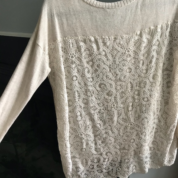 American Eagle Sweater - Picture 2 of 4